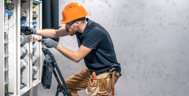 Best Residential Electrician Services  in Indnola, IA